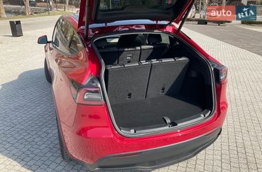 Позашляховик / Кросовер Tesla Model Y 2023 в Львові