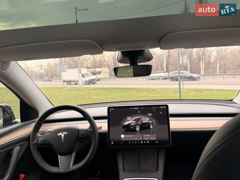 Внедорожник / Кроссовер Tesla Model Y 2023 в Днепре