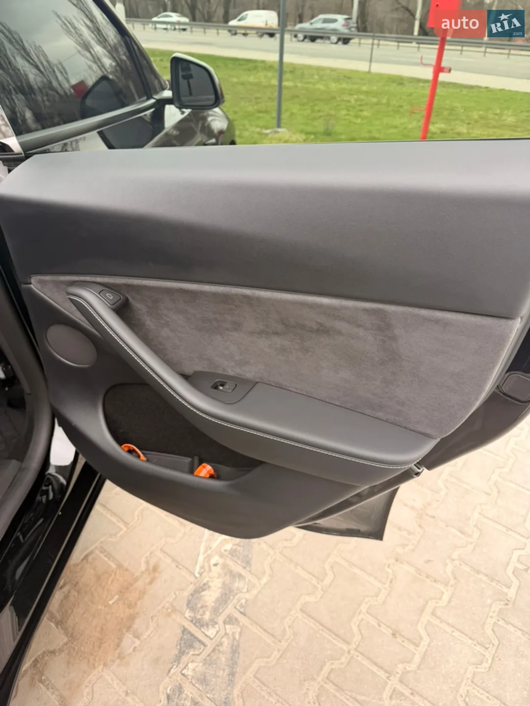 2023 Tesla Model Y - мініатюра 8