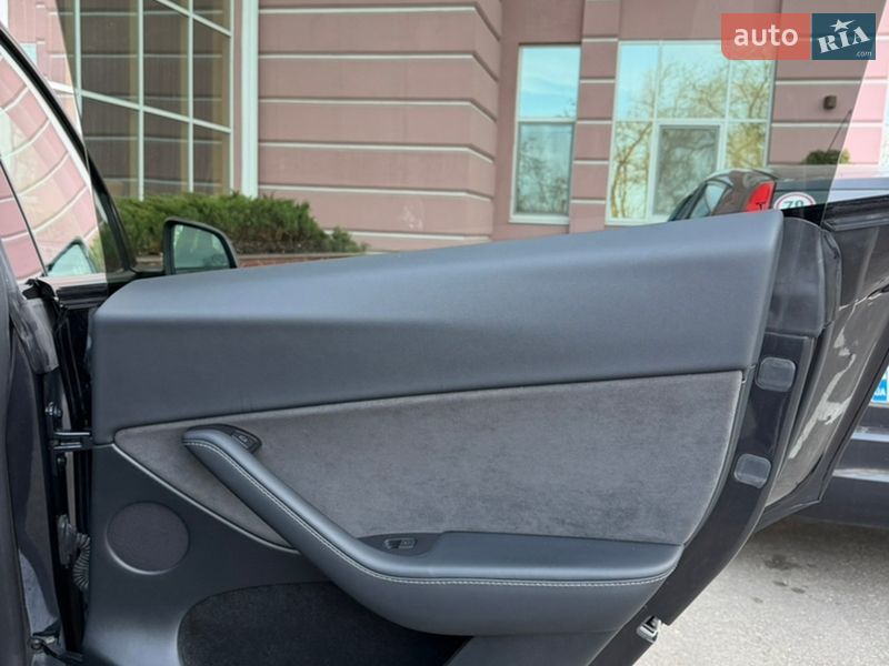 Внедорожник / Кроссовер Tesla Model Y 2024 в Одессе фото 53 Внедорожник / Кроссовер Tesla Model Y 2024 в Одессе