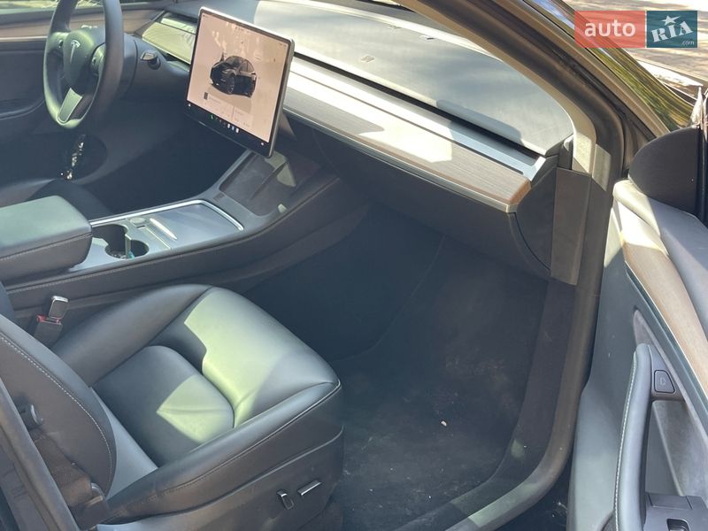 Внедорожник / Кроссовер Tesla Model Y 2023 в Новояворовске фото 20 Внедорожник / Кроссовер Tesla Model Y 2023 в Новояворовске