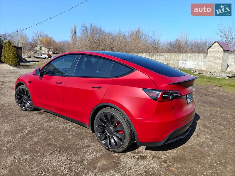 Внедорожник / Кроссовер Tesla Model Y 2023 в Лозовой