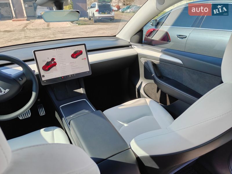 Внедорожник / Кроссовер Tesla Model Y 2023 в Лозовой