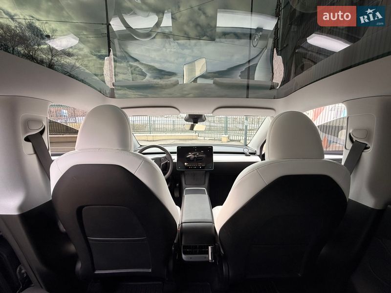 Внедорожник / Кроссовер Tesla Model Y 2023 в Харькове