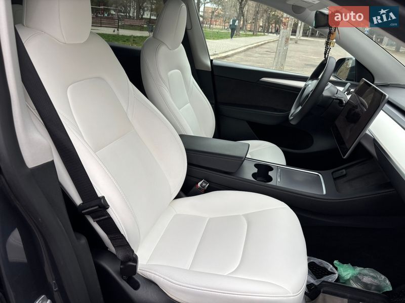 Внедорожник / Кроссовер Tesla Model Y 2023 в Николаеве