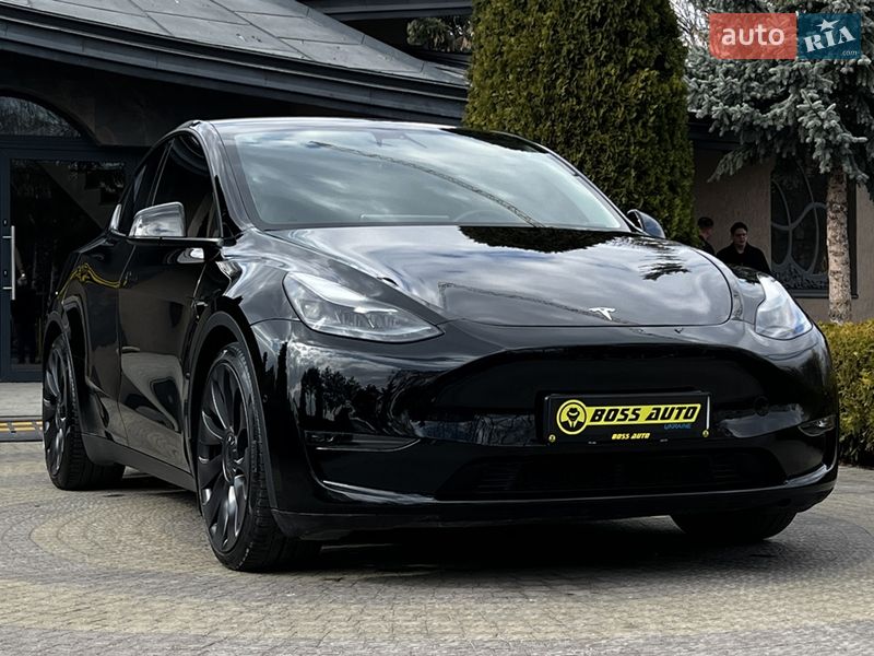Внедорожник / Кроссовер Tesla Model Y 2021 в Львове