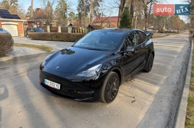 Внедорожник / Кроссовер Tesla Model Y 2023 в Киеве