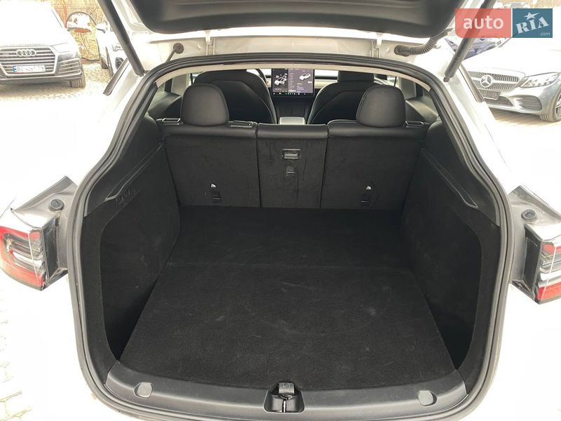 Позашляховик / Кросовер Tesla Model Y 2023 в Львові фото 23 Позашляховик / Кросовер Tesla Model Y 2023 в Львові