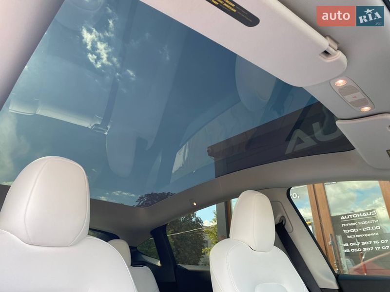 Внедорожник / Кроссовер Tesla Model Y 2023 в Житомире