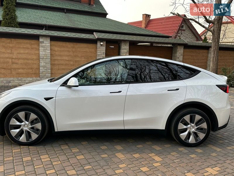 Внедорожник / Кроссовер Tesla Model Y 2023 в Одессе фото 8 Внедорожник / Кроссовер Tesla Model Y 2023 в Одессе
