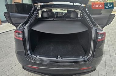 Внедорожник / Кроссовер Tesla Model Y 2023 в Киеве