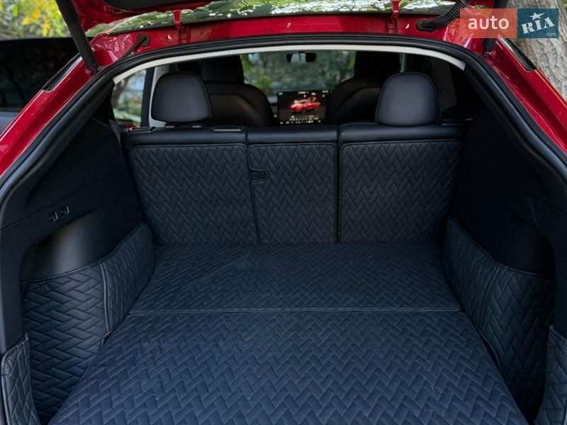 Внедорожник / Кроссовер Tesla Model Y 2022 в Черкассах