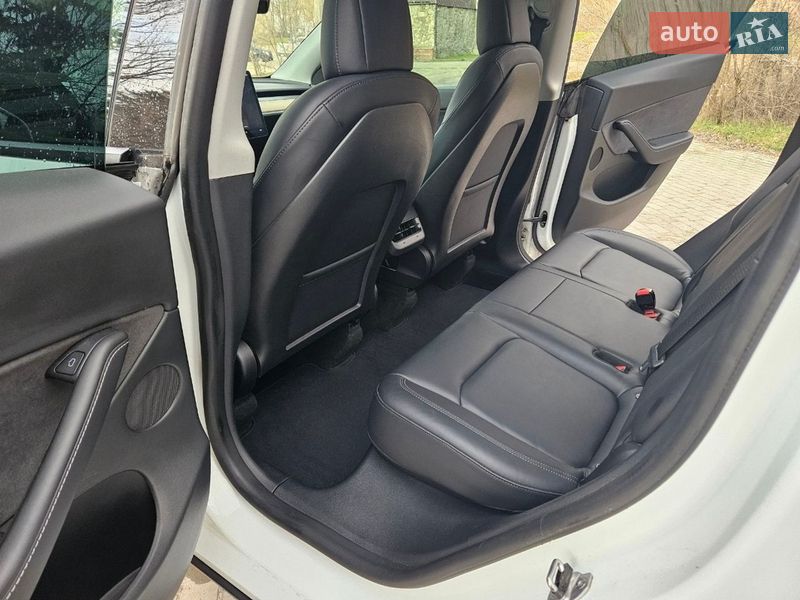 Внедорожник / Кроссовер Tesla Model Y 2022 в Запорожье