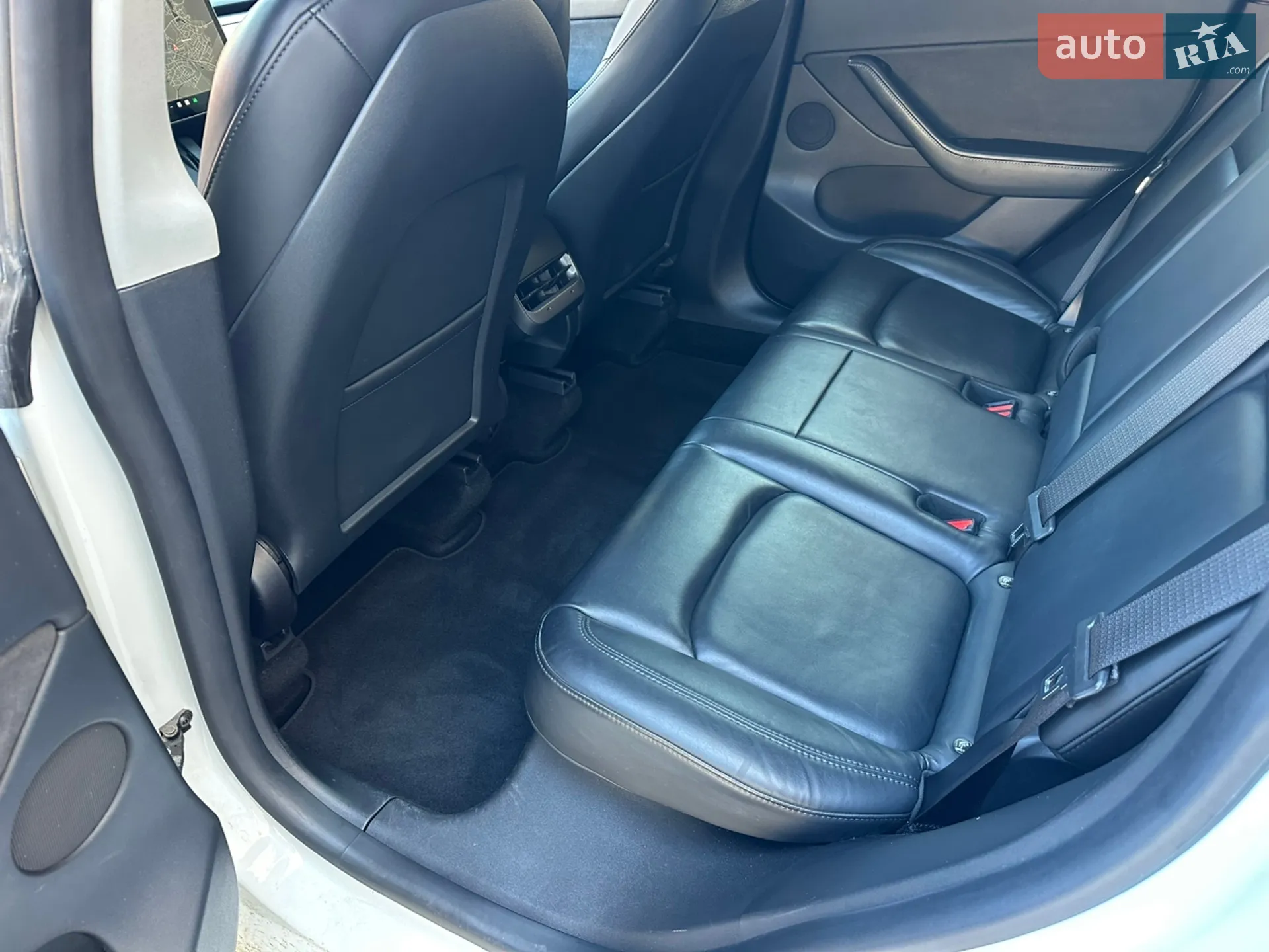 2021 Tesla Model Y - мініатюра 9