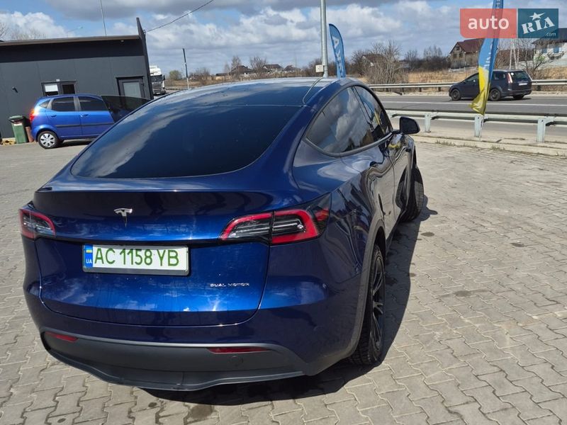 Внедорожник / Кроссовер Tesla Model Y 2024 в Буче