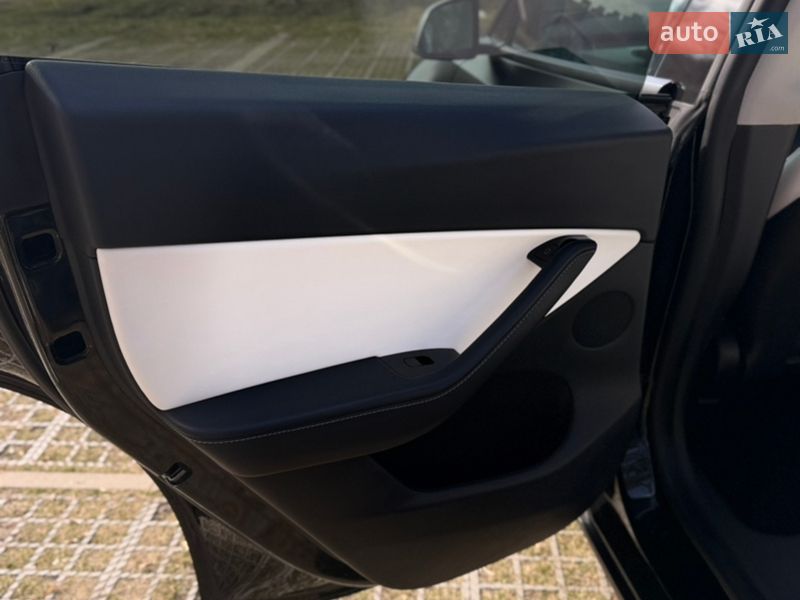 Внедорожник / Кроссовер Tesla Model Y 2020 в Киеве фото 14 Внедорожник / Кроссовер Tesla Model Y 2020 в Киеве