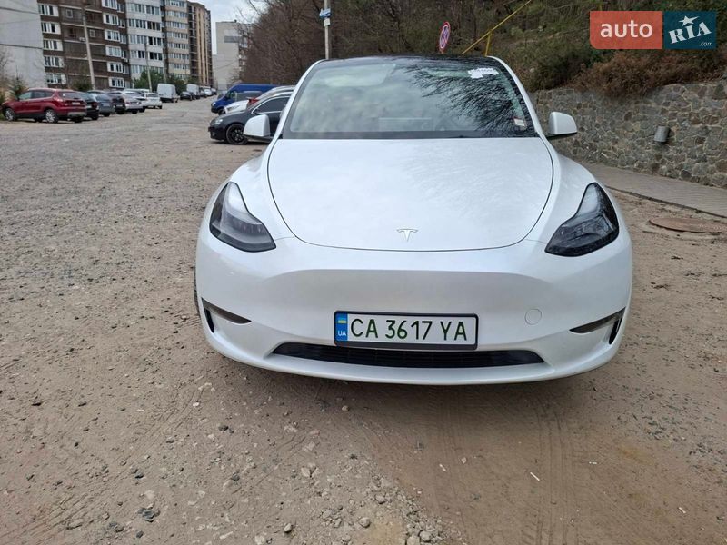 Позашляховик / Кросовер Tesla Model Y 2023 в Хмельницькому