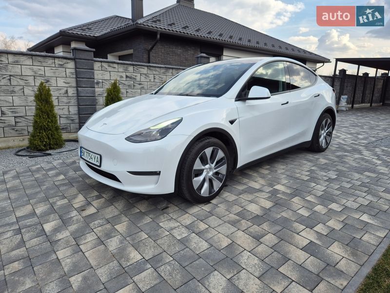 Внедорожник / Кроссовер Tesla Model Y 2023 в Ровно фото Внедорожник / Кроссовер Tesla Model Y 2023 в Ровно