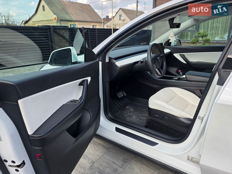 Внедорожник / Кроссовер Tesla Model Y 2020 в Луцке фото 14 Внедорожник / Кроссовер Tesla Model Y 2020 в Луцке