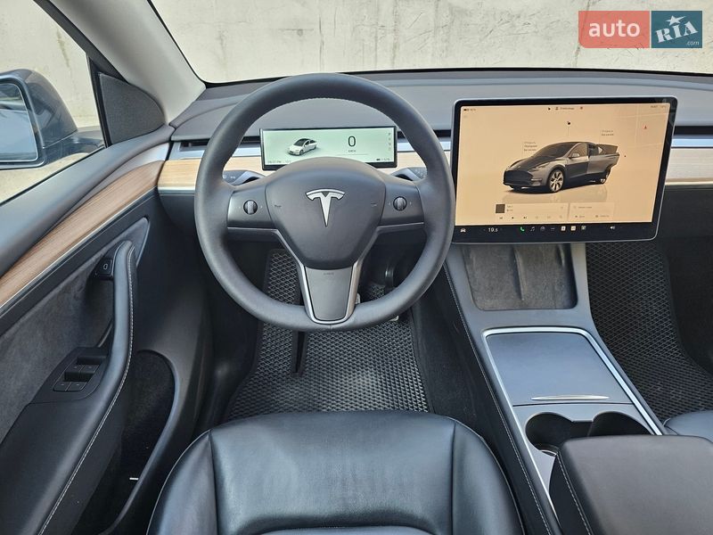 Позашляховик / Кросовер Tesla Model Y 2023 в Києві