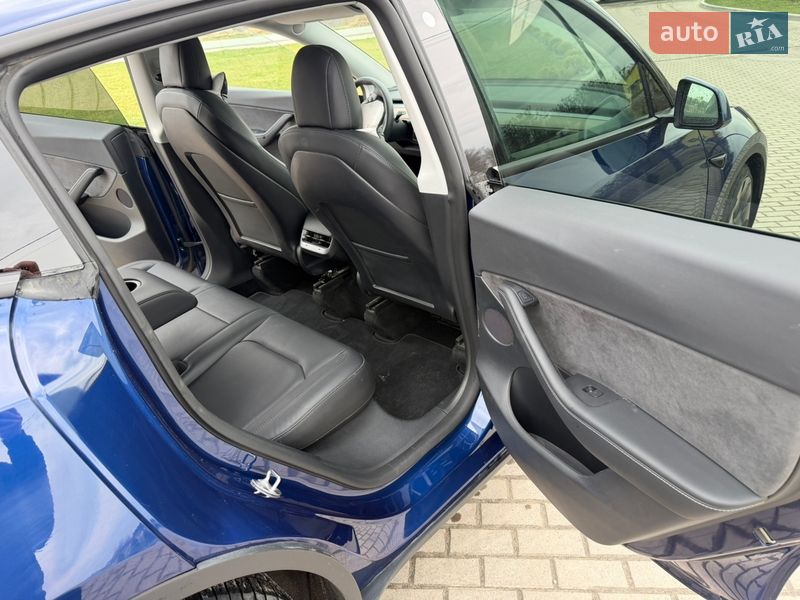 Внедорожник / Кроссовер Tesla Model Y 2022 в Золочеве фото 20 Внедорожник / Кроссовер Tesla Model Y 2022 в Золочеве