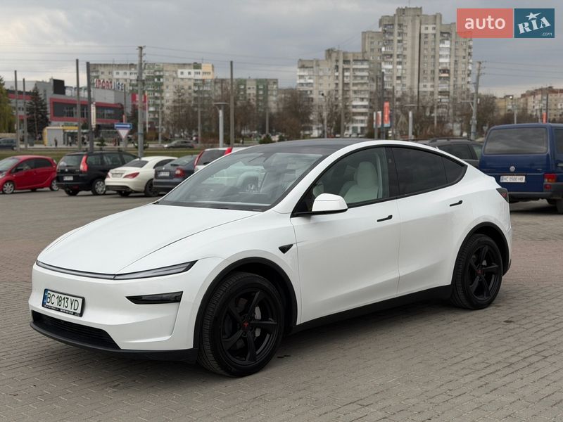 Внедорожник / Кроссовер Tesla Model Y 2025 в Львове фото 10 Внедорожник / Кроссовер Tesla Model Y 2025 в Львове