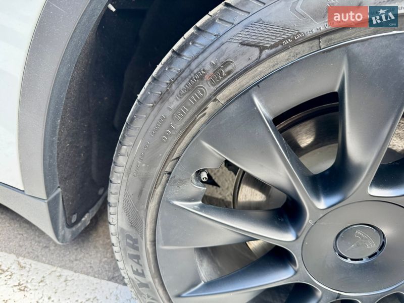 Внедорожник / Кроссовер Tesla Model Y 2022 в Запорожье фото 55 Внедорожник / Кроссовер Tesla Model Y 2022 в Запорожье