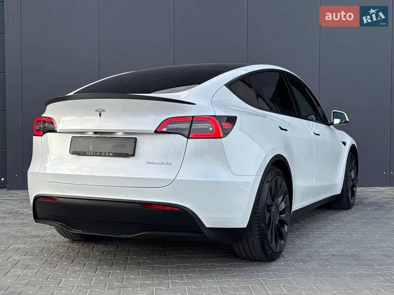 Позашляховик / Кросовер Tesla Model Y 2022 в Луцьку