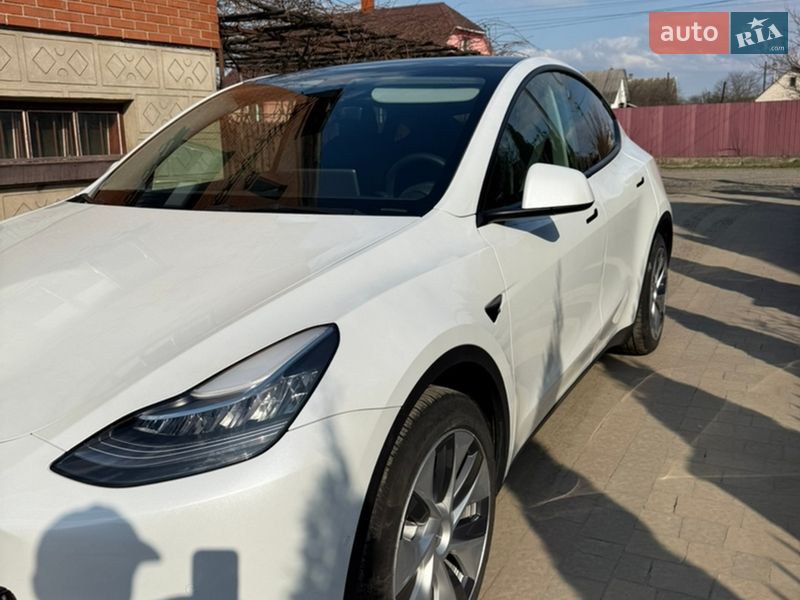 Внедорожник / Кроссовер Tesla Model Y 2021 в Владимирце