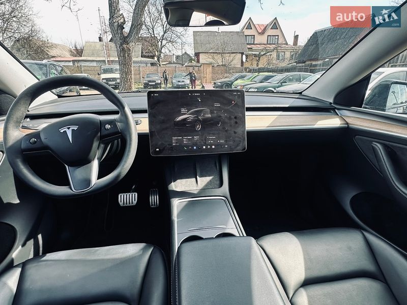Позашляховик / Кросовер Tesla Model Y 2023 в Смілі