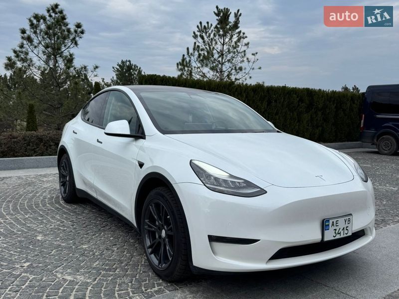 Позашляховик / Кросовер Tesla Model Y 2020 в Дніпрі фото 2 Позашляховик / Кросовер Tesla Model Y 2020 в Дніпрі