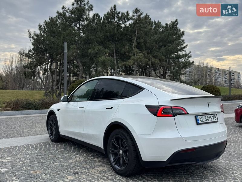 Позашляховик / Кросовер Tesla Model Y 2020 в Дніпрі фото 5 Позашляховик / Кросовер Tesla Model Y 2020 в Дніпрі