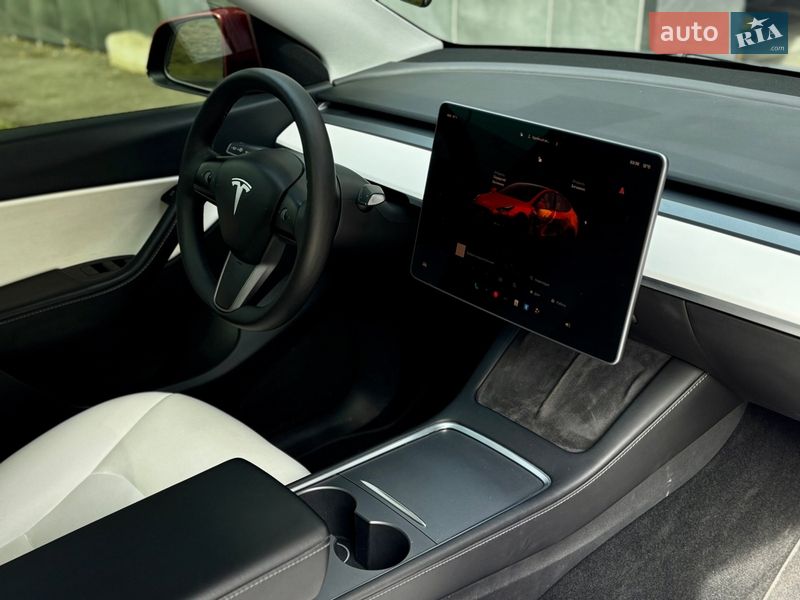 Позашляховик / Кросовер Tesla Model Y 2022 в Харкові фото 18 Позашляховик / Кросовер Tesla Model Y 2022 в Харкові