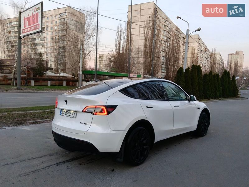 Внедорожник / Кроссовер Tesla Model Y 2021 в Харькове