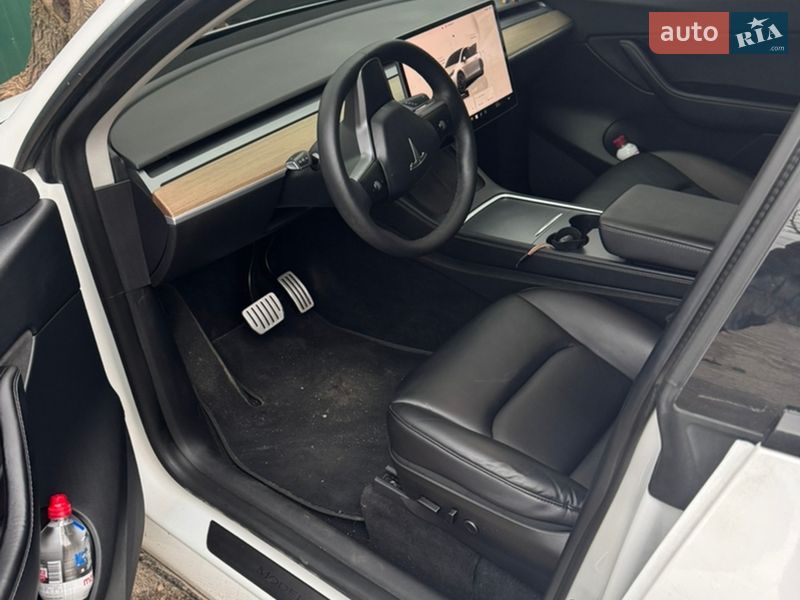 Позашляховик / Кросовер Tesla Model Y 2022 в Миколаєві фото 3 Позашляховик / Кросовер Tesla Model Y 2022 в Миколаєві