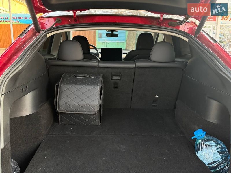 Позашляховик / Кросовер Tesla Model Y 2022 в Харкові