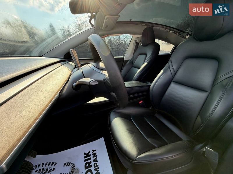 Внедорожник / Кроссовер Tesla Model Y 2022 в Луцке фото 23 Внедорожник / Кроссовер Tesla Model Y 2022 в Луцке