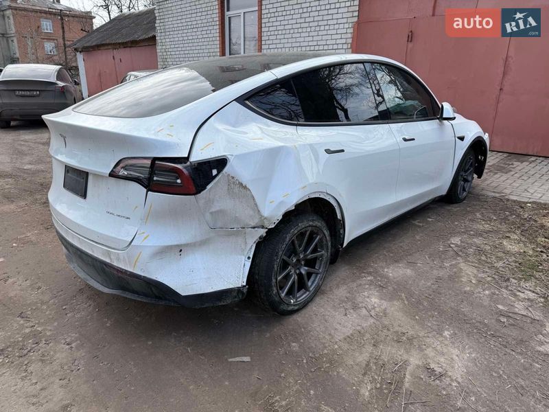 Позашляховик / Кросовер Tesla Model Y 2021 в Харкові фото 6 Позашляховик / Кросовер Tesla Model Y 2021 в Харкові