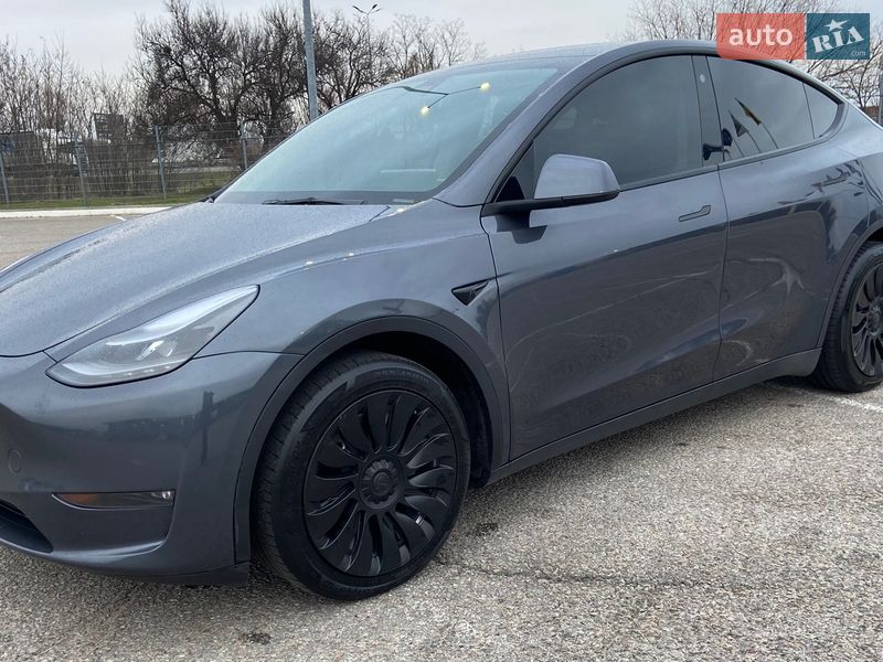 Позашляховик / Кросовер Tesla Model Y 2022 в Дніпрі