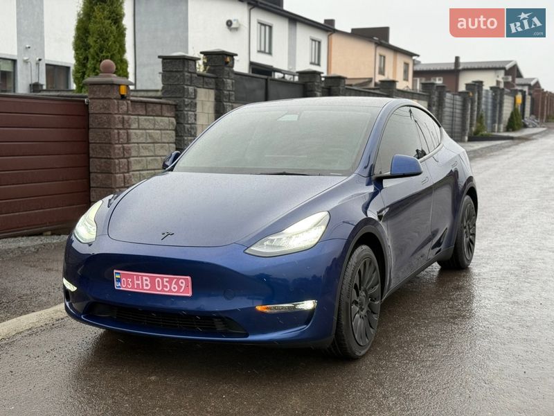 Внедорожник / Кроссовер Tesla Model Y 2021 в Ровно