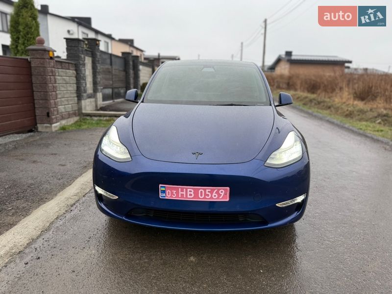 Внедорожник / Кроссовер Tesla Model Y 2021 в Ровно