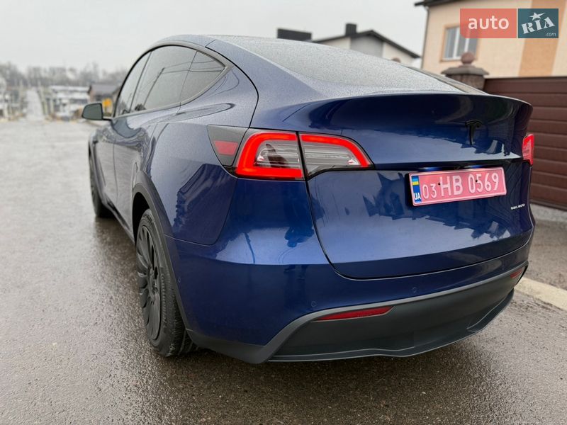 Внедорожник / Кроссовер Tesla Model Y 2021 в Ровно