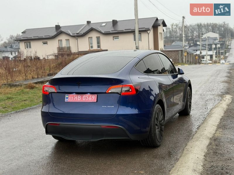 Внедорожник / Кроссовер Tesla Model Y 2021 в Ровно
