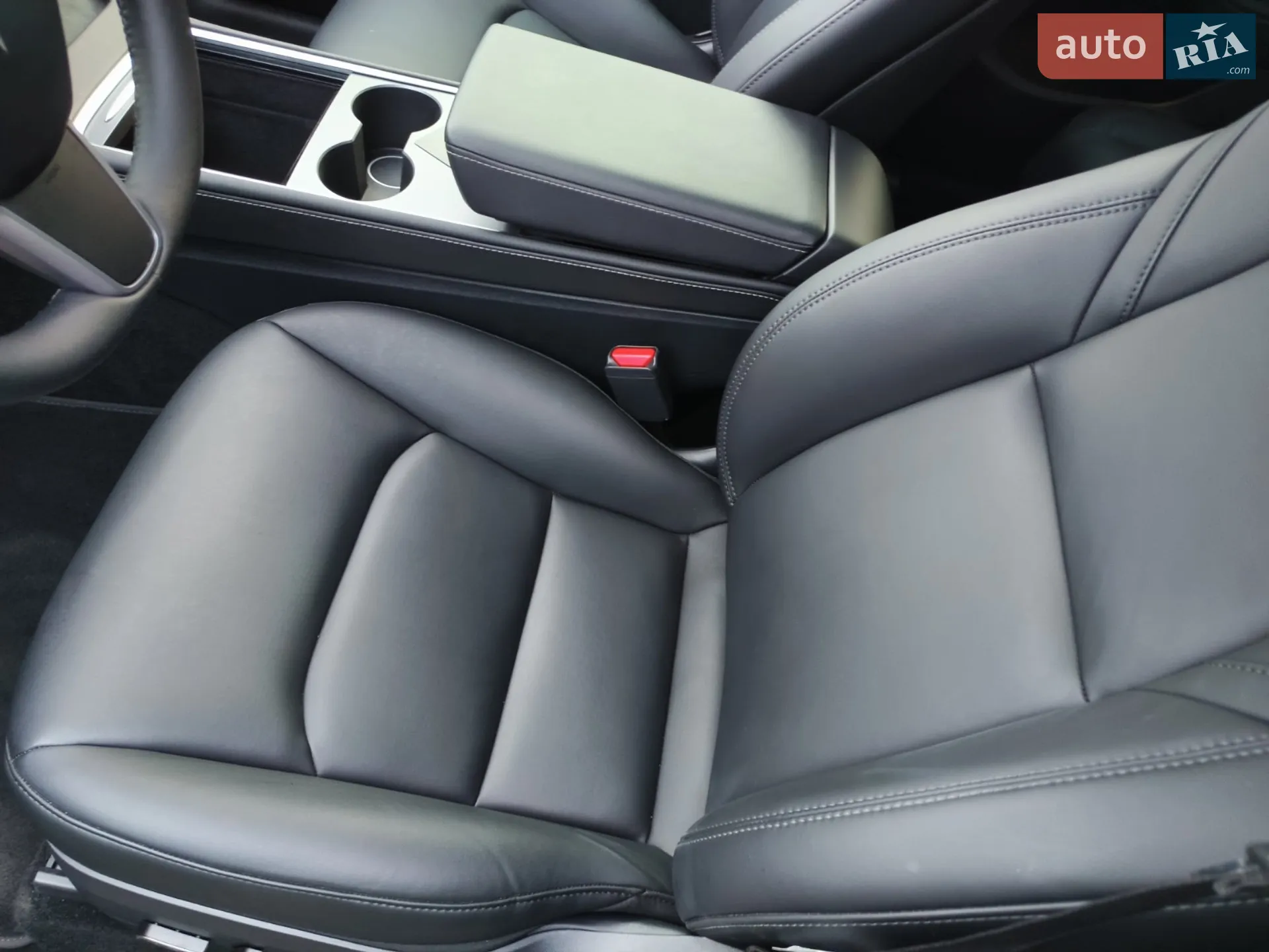 2024 Tesla Model Y - мініатюра 6