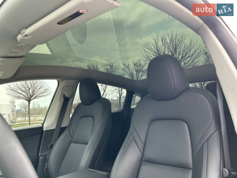 Позашляховик / Кросовер Tesla Model Y 2024 в Умані фото 18 Позашляховик / Кросовер Tesla Model Y 2024 в Умані