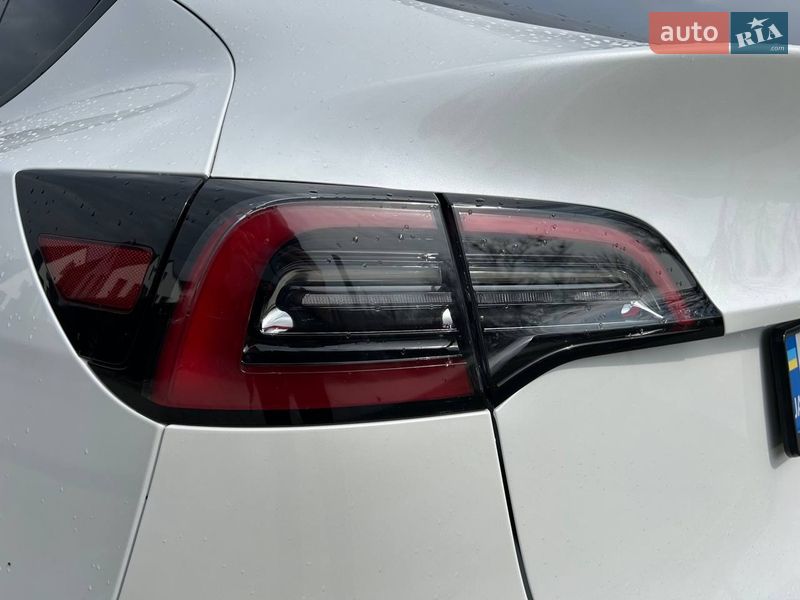 Позашляховик / Кросовер Tesla Model Y 2024 в Умані фото 5 Позашляховик / Кросовер Tesla Model Y 2024 в Умані
