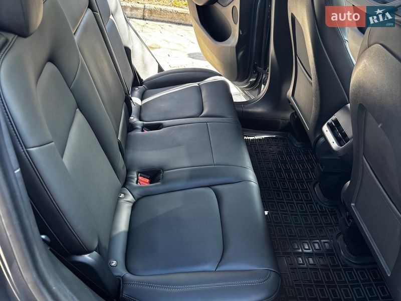 Внедорожник / Кроссовер Tesla Model Y 2021 в Харькове