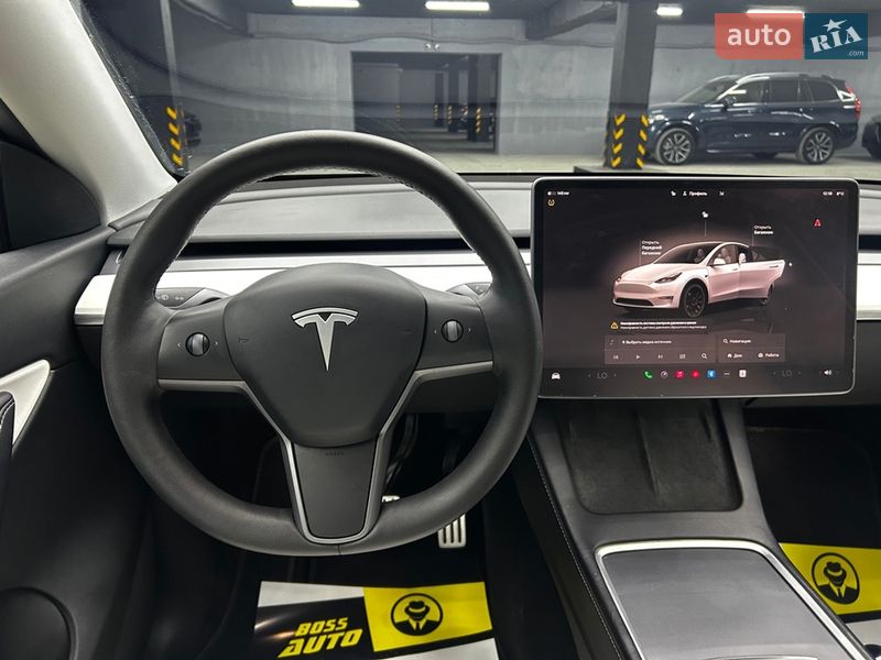 Позашляховик / Кросовер Tesla Model Y 2022 в Чернівцях