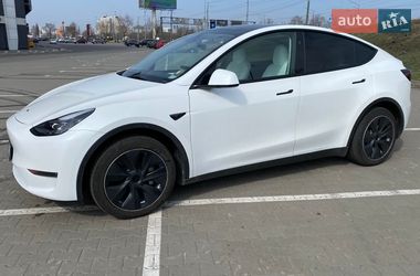 Внедорожник / Кроссовер Tesla Model Y 2023 в Киеве