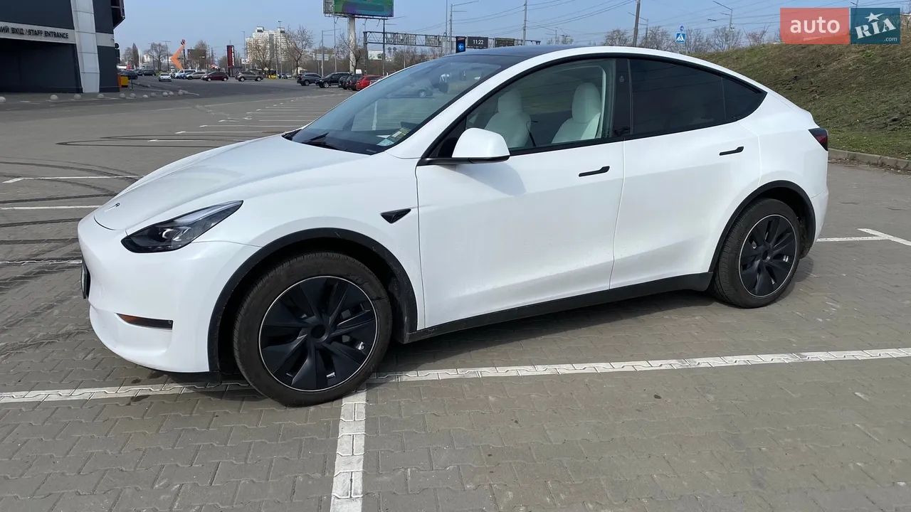 2024 Tesla Model Y - мініатюра 15